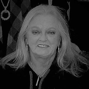 Meet your Posher, Karla